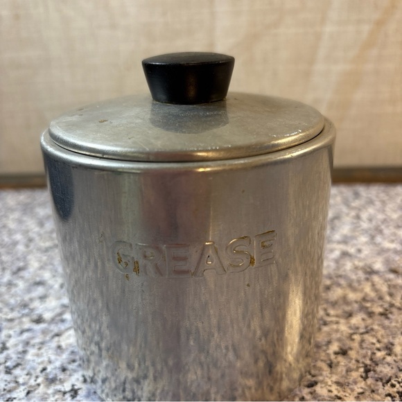 VINTAGE SMALL 4” Aluminum GREASE Metal Silver CONTAINER - Picture 2 of 6